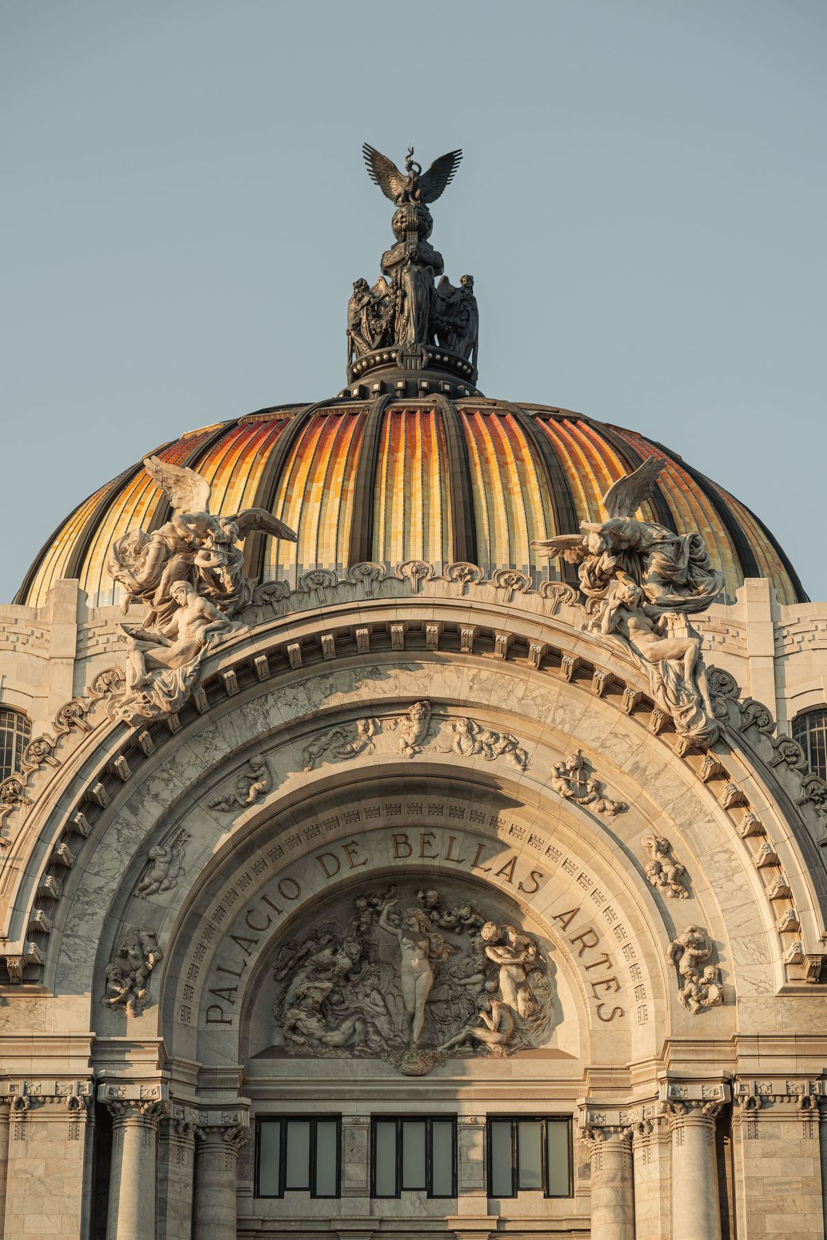 Cúpula del Palacio de Bellas Artes en la Ciudad de México